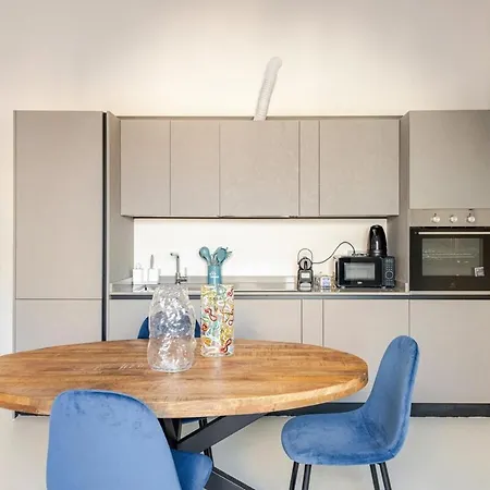 Apartament Luxury Elegant Penthouse 2 Bedrooms, 2 Bathrooms *
