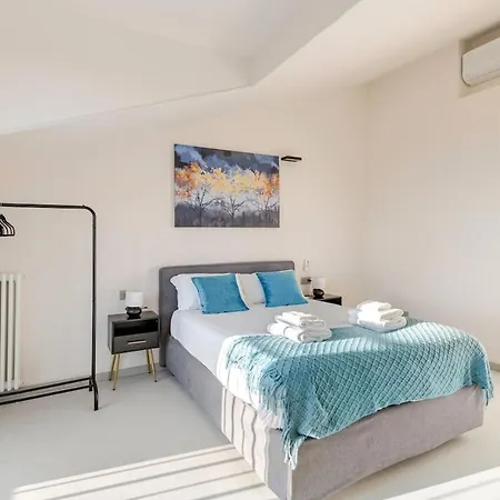 Apartament Luxury Elegant Penthouse 2 Bedrooms, 2 Bathrooms *