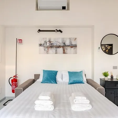 Apartament Luxury Elegant Penthouse 2 Bedrooms, 2 Bathrooms *